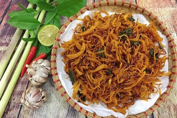 cách làm khô gà lá chanh ngon tại nhà